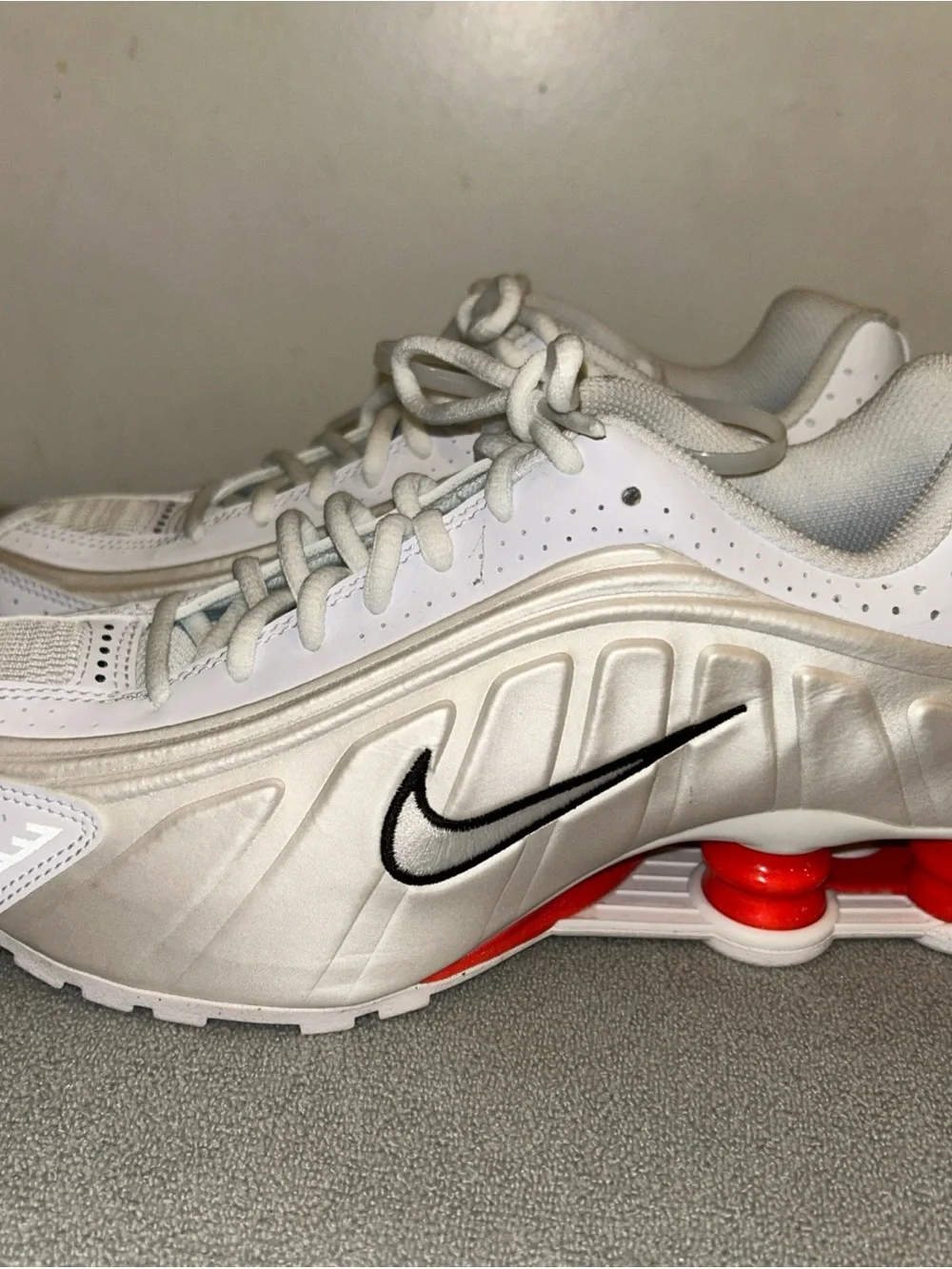 Nike light classic comfort